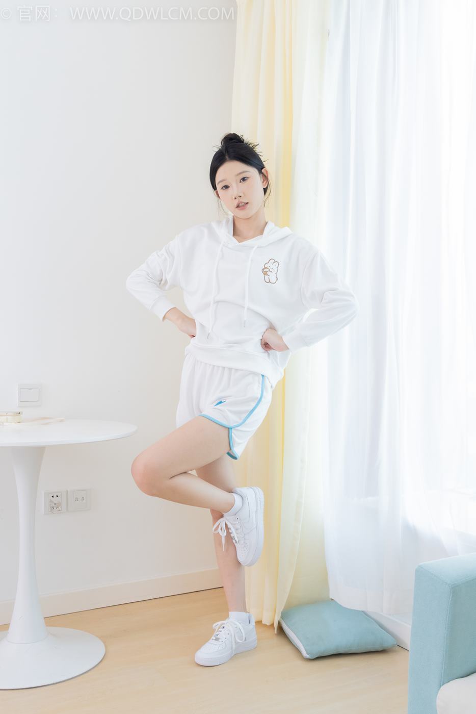 图片[2]-精选勿恋传媒 NO.2089 小竹-纯白的爱恋[150P]-草丛看图