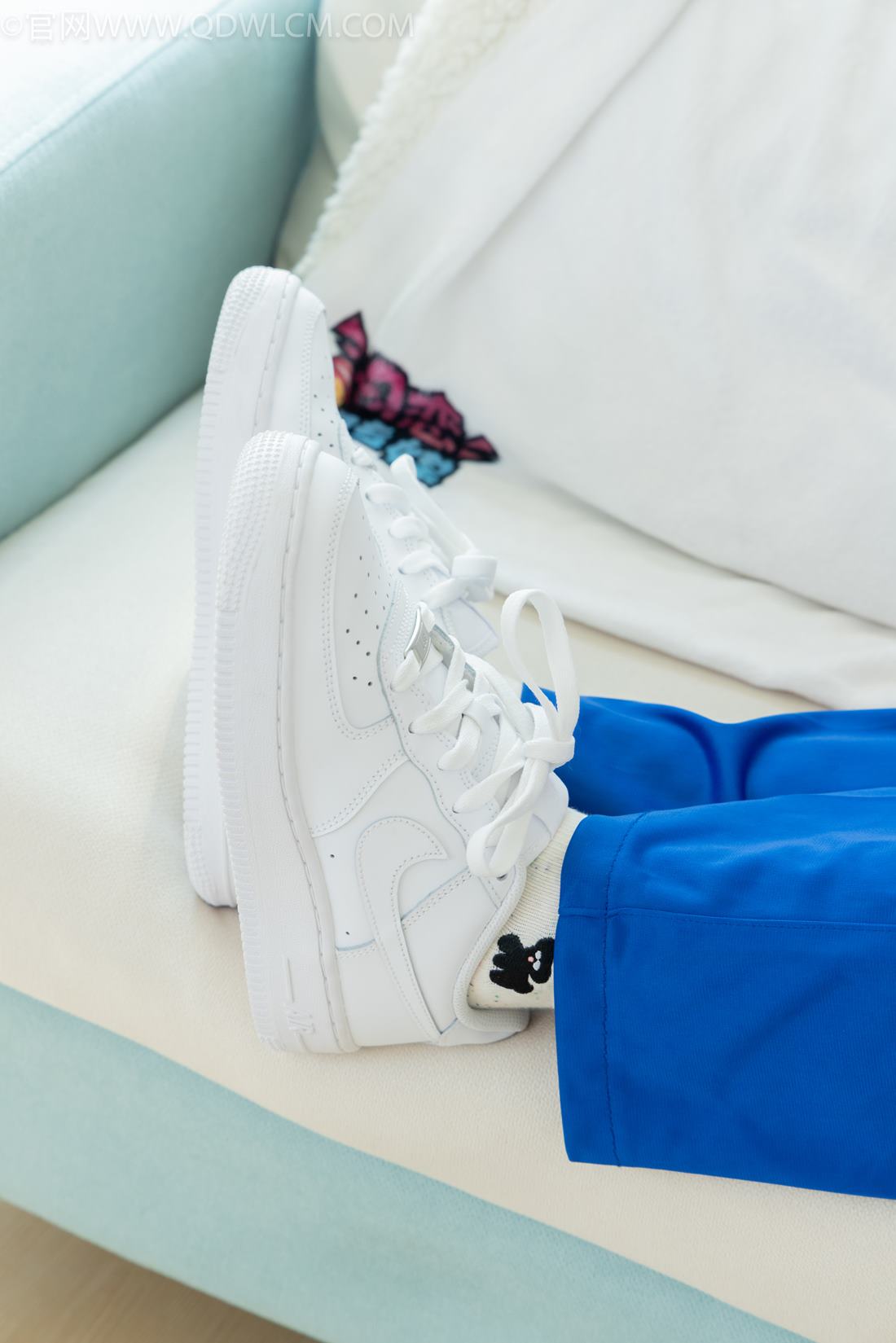 图片[1]-精选勿恋传媒 NO.2104 芋泥-校园时光[157P]-草丛看图