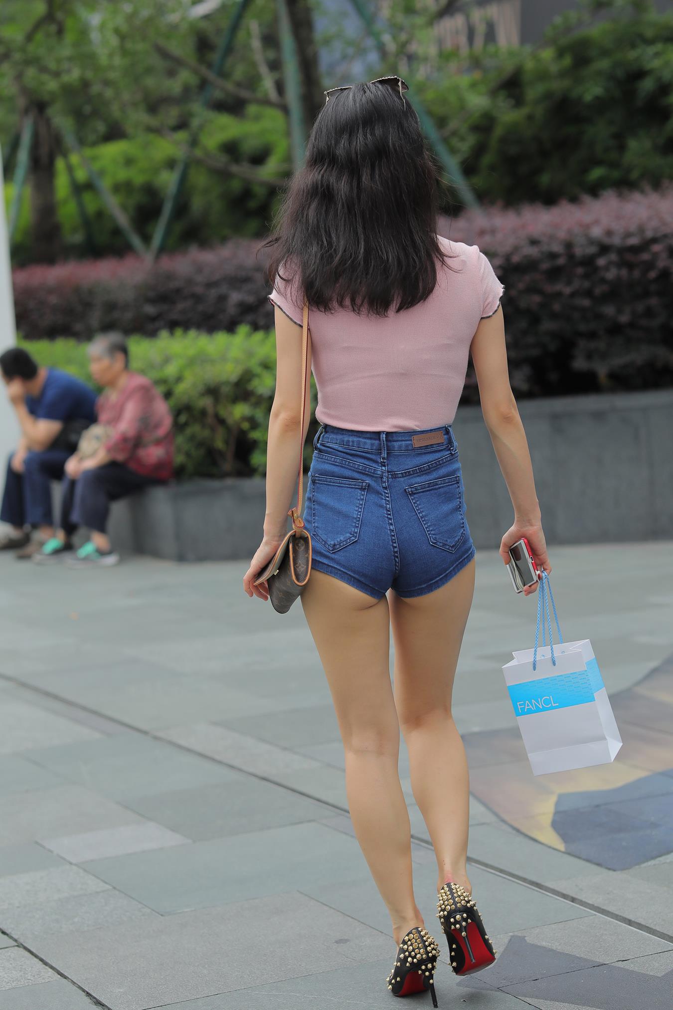 图片[8]-精选唯美街拍 NO.1134 热裤美女  (2) [84P]-草丛看图