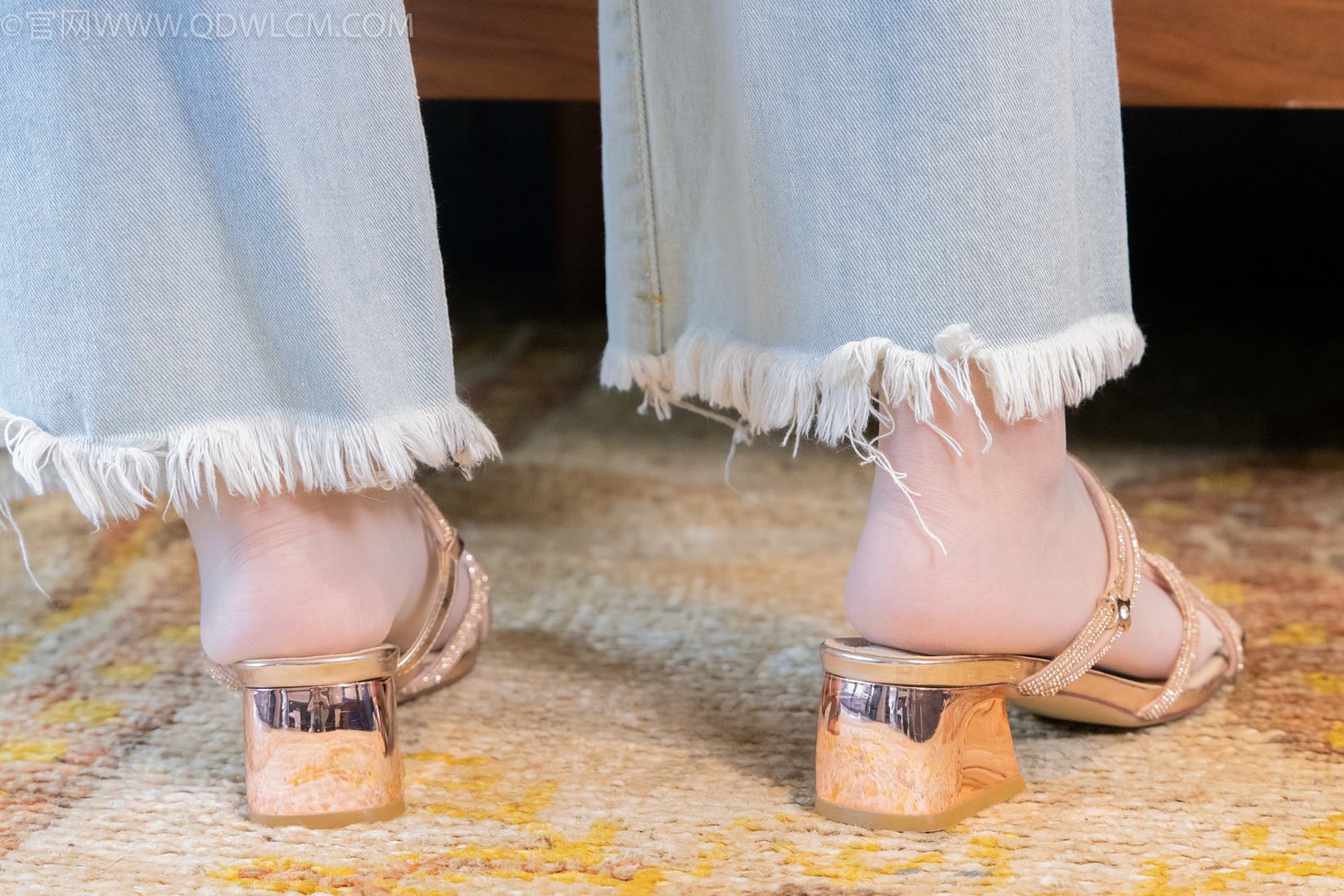 图片[2]-精选勿恋传媒 NO.2105 小敏-可可爱爱[162P]-草丛看图