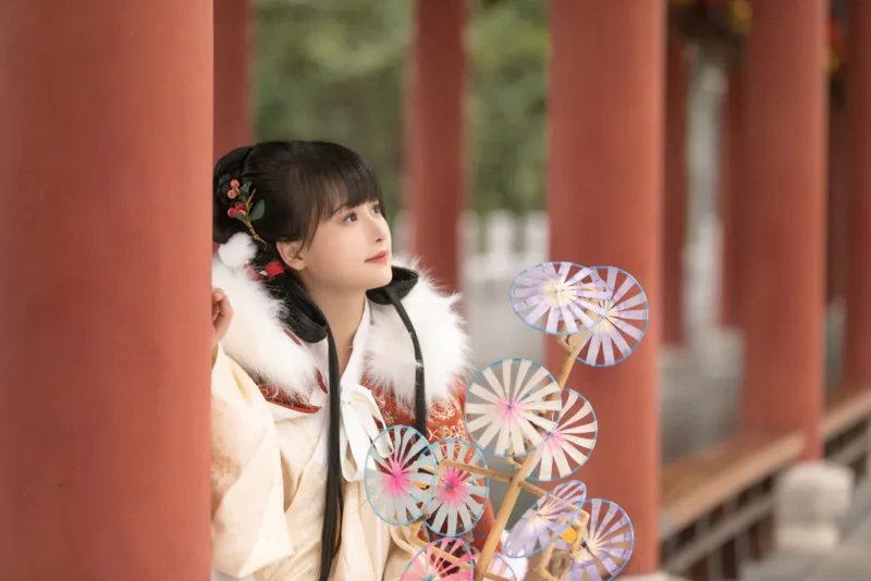 精选[YITUYU艺图语]2023.03.30 元日 酒酿圆子[24+1P]-草丛看图