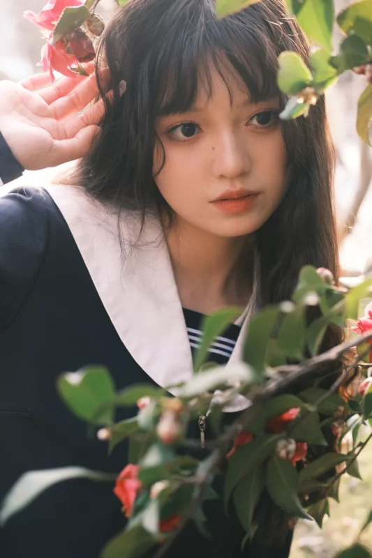 精选[YITUYU艺图语]2023.03.03 doll 椰椰公主[26+1P]-草丛看图