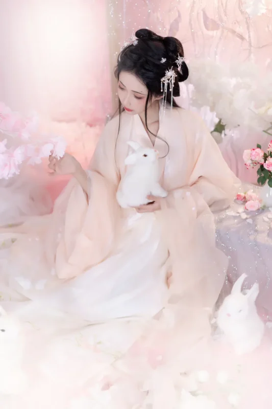精选[YITUYU艺图语]2023.02.24 白茶清欢 绮罗生的小苏苏[26+1P]-草丛看图