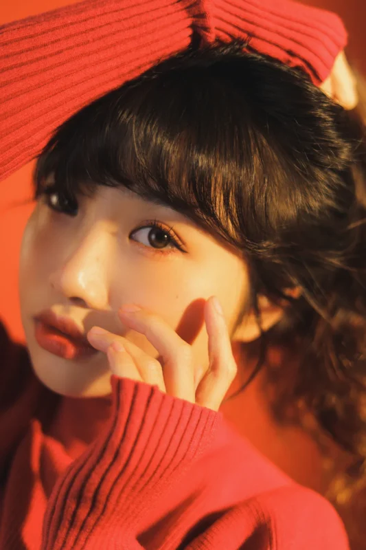 精选[YITUYU艺图语]2023.02.14 中国红 蓝胖子-[29+1P]-草丛看图