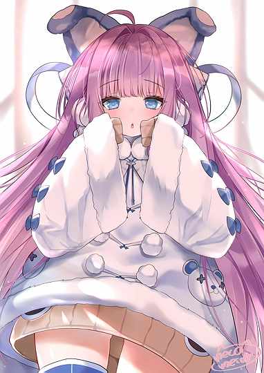 ほっぺたむににタシュケントちゃん-草丛看图
