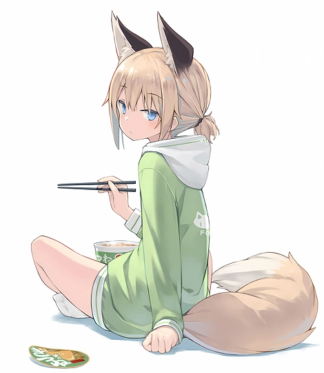 緑のきつね（そば）-草丛看图